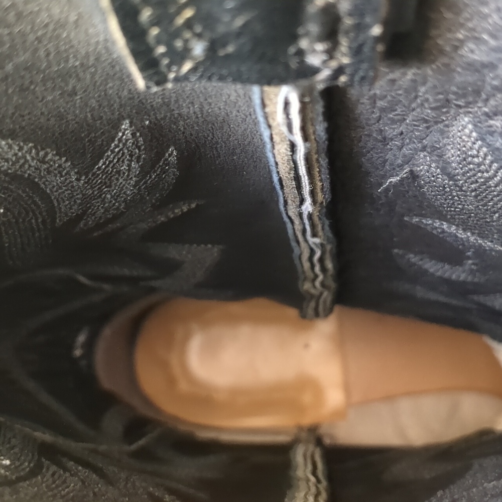 Justin Black Women's Cowboy Boots, Size 8 - Picture 6 of 7